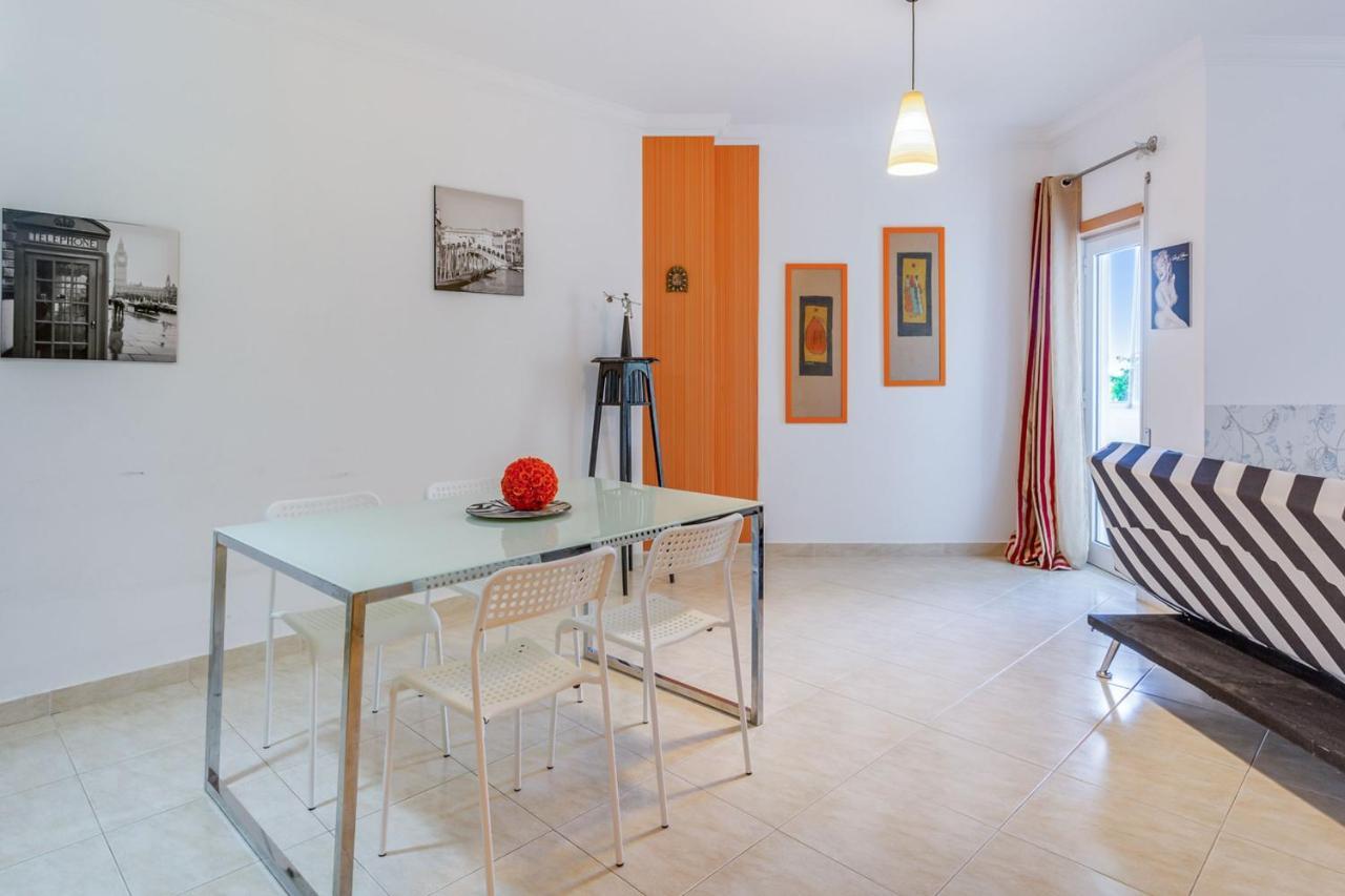 Spacious 2 Bdr Apartment W/ Patio By Lovelystay Armação de Pêra Exterior foto